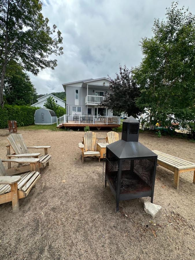 Maison Sur La Plage Chambord Exteriör bild